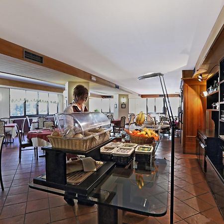Hotel Santa Caterina Santa Caterina Valfurva Eksteriør bilde