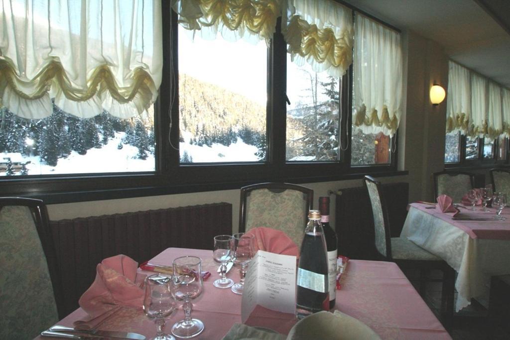 Hotel Santa Caterina Santa Caterina Valfurva Eksteriør bilde