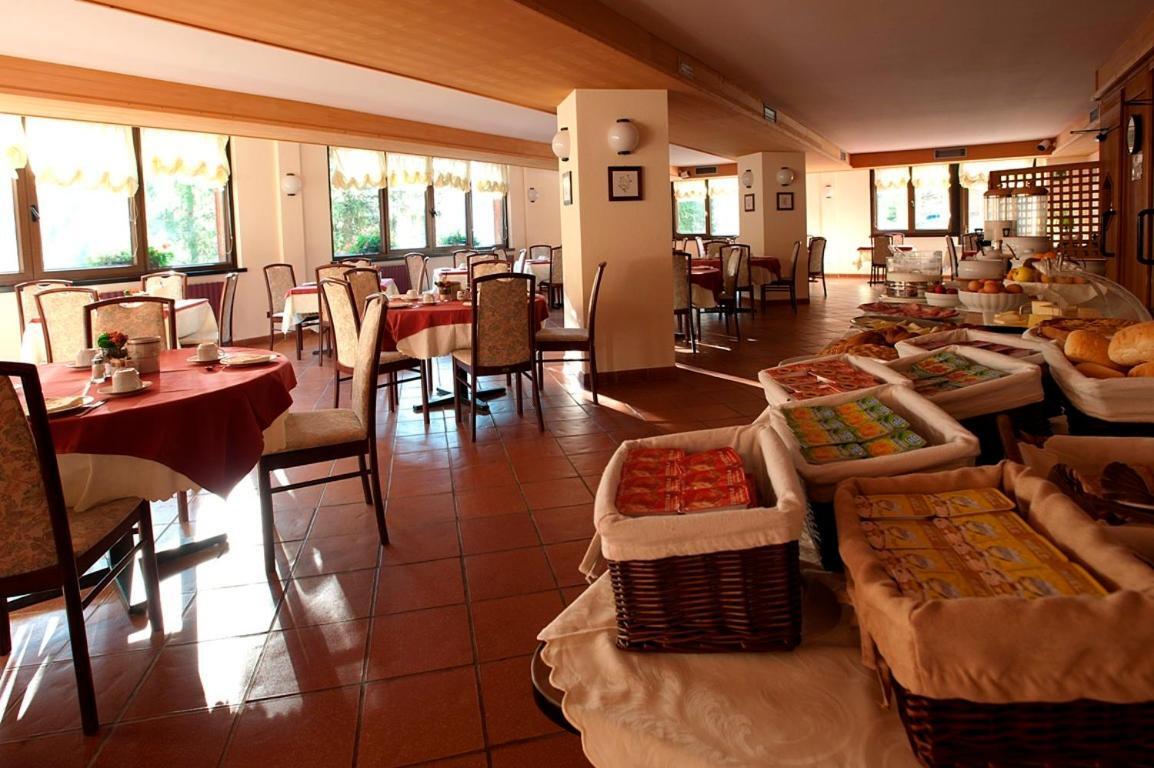 Hotel Santa Caterina Santa Caterina Valfurva Eksteriør bilde